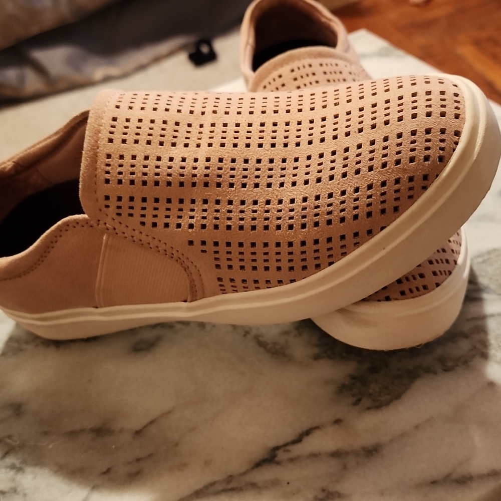 Slip on sneakers